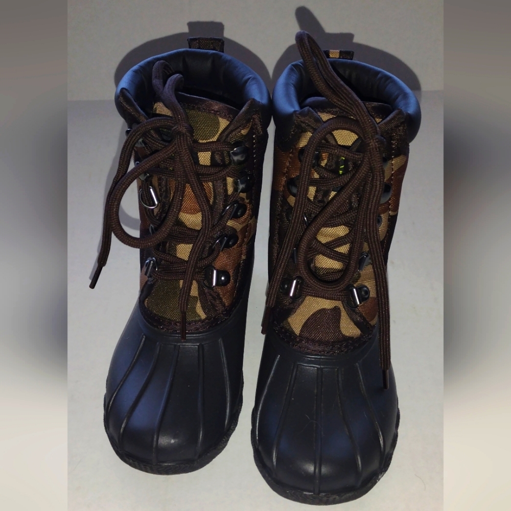 Boys waterproof camouflage boots